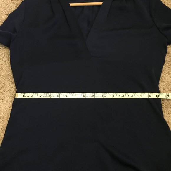 Flowing Pleated V-Neck 3/4 Sleeve Tunic Style Dark Navy Blouse - Picture 12 of 16